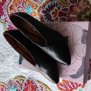 Jeffrey Campbell "Keebler" Wedges